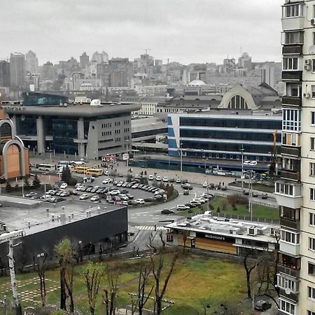 Патриарха Скрипника 7,Жд Вокзал, Ультрамарин Apartment Kiev Exterior foto