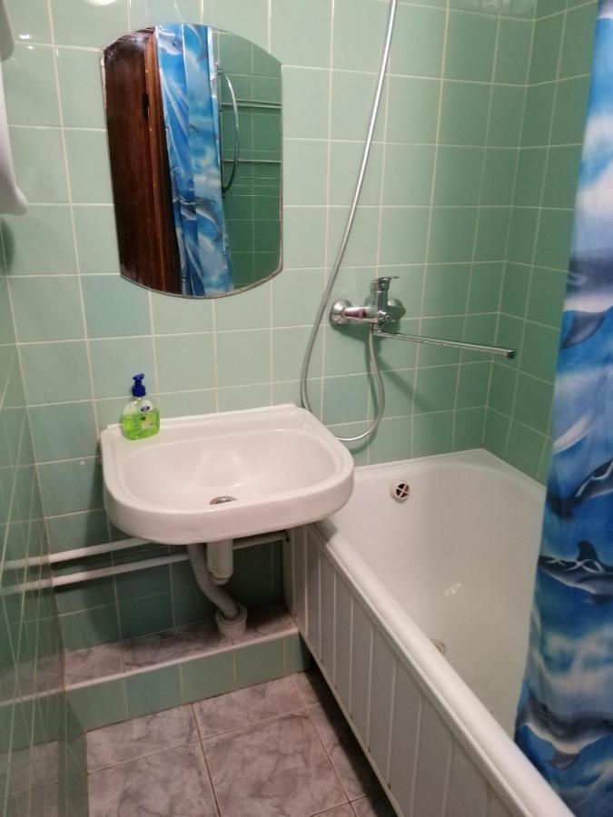 Патриарха Скрипника 7,Жд Вокзал, Ультрамарин Apartment Kiev Exterior foto